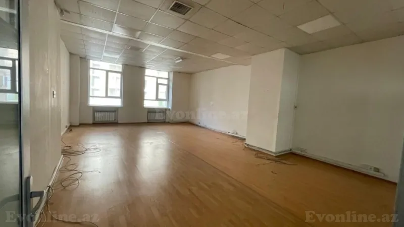 Kirayə verilir Ofis 1600 m² 28 May m. - şəkil 7