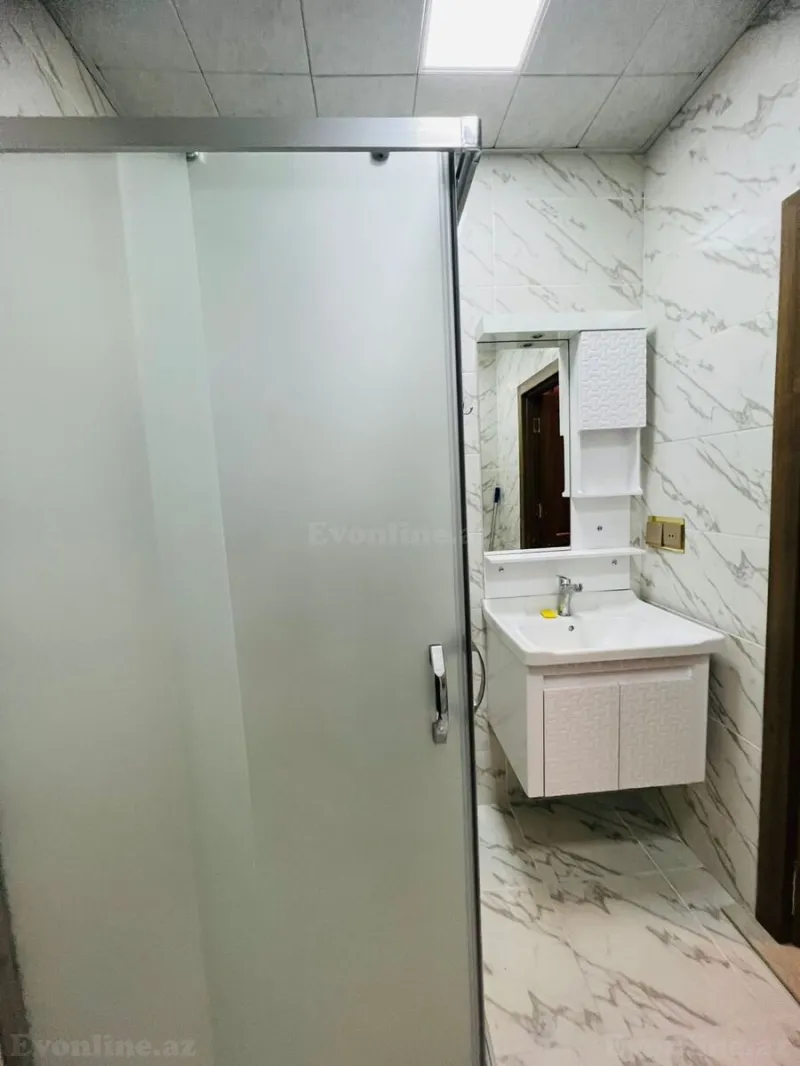 Kirayə verilir 2 otaqlı Mənzil Yeni tikili 55 m² 28 May m. - şəkil 11