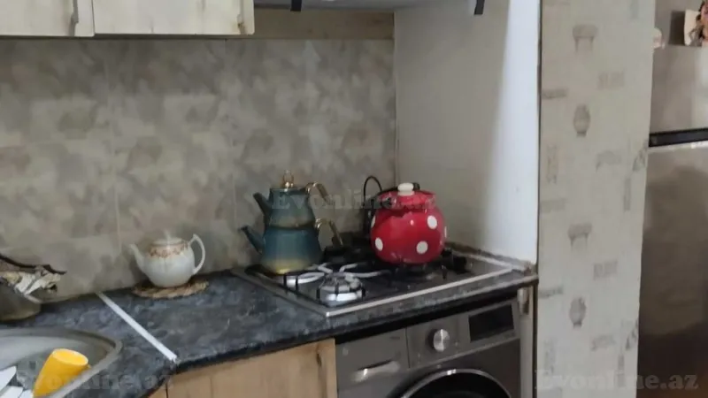 Satılır 3 otaqlı Mənzil Köhnə tikili 75 m² Elmlər Akademiyası m. - şəkil 8