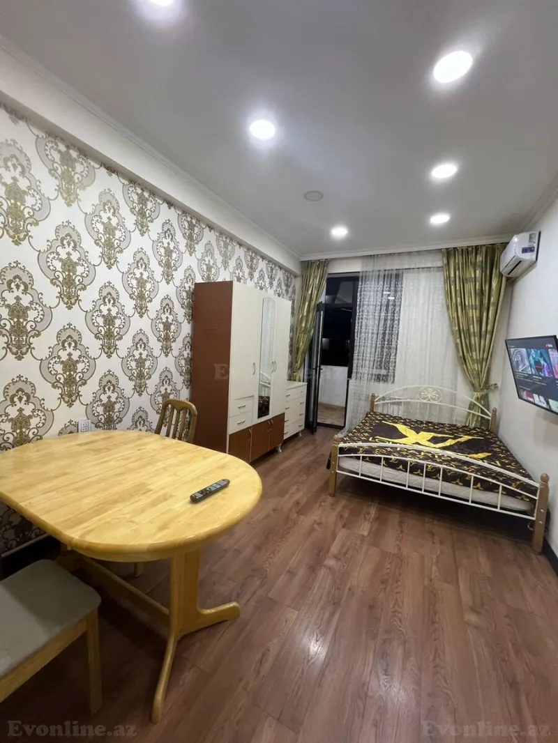1 otaqlı Mənzil 40 m² 28 May m. Kirayə verilir