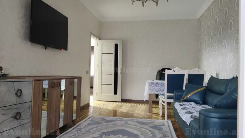 3 otaqlı Mənzil 75 m² Xətai r. Kirayə verilir