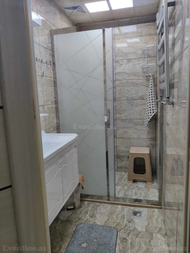 Kirayə verilir 3 otaqlı Mənzil Köhnə tikili 75 m² Xətai r. - şəkil 11