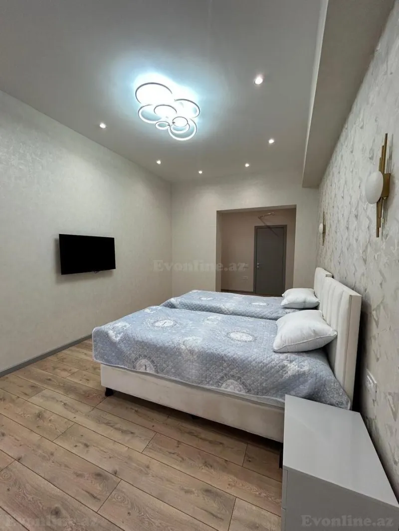 Kirayə verilir 2 otaqlı Mənzil Yeni tikili 95 m² Gənclik m. - şəkil 6