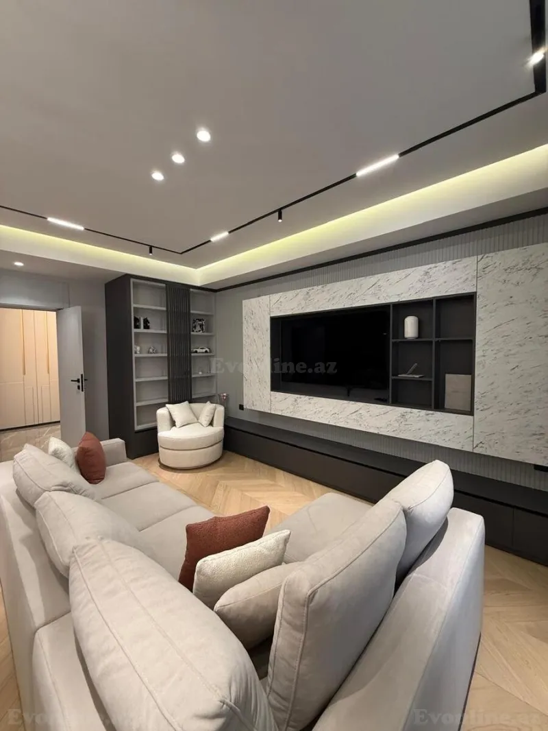 Satılır 3 otaqlı Mənzil Yeni tikili 135 m² 28 May m. - şəkil 2