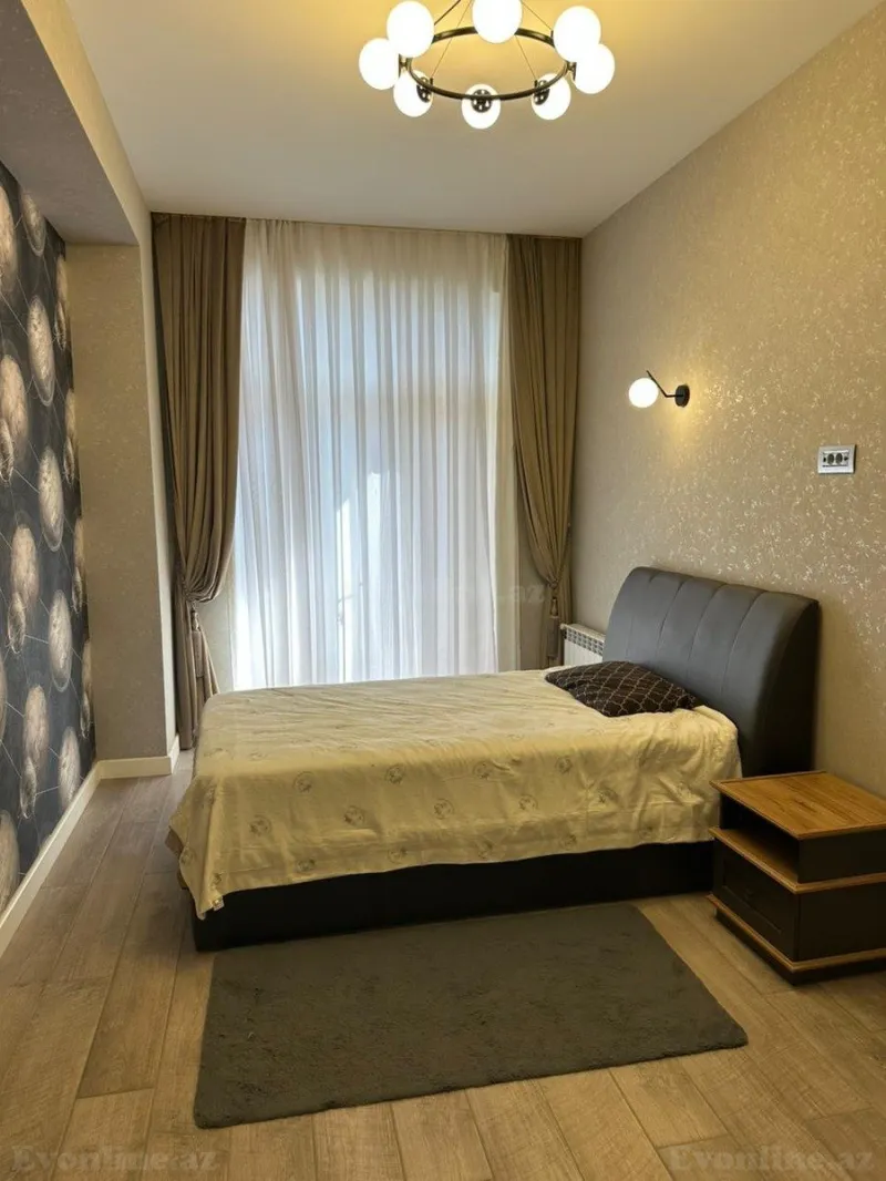 Kirayə verilir 4 otaqlı Mənzil Yeni tikili 134 m² Xətai r. - şəkil 2