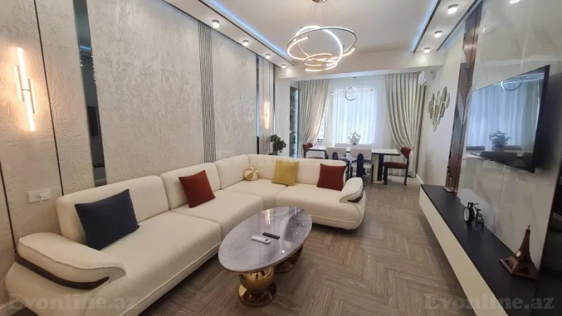 Satılır 3 otaqlı Mənzil Yeni tikili 137 m² 28 May m.