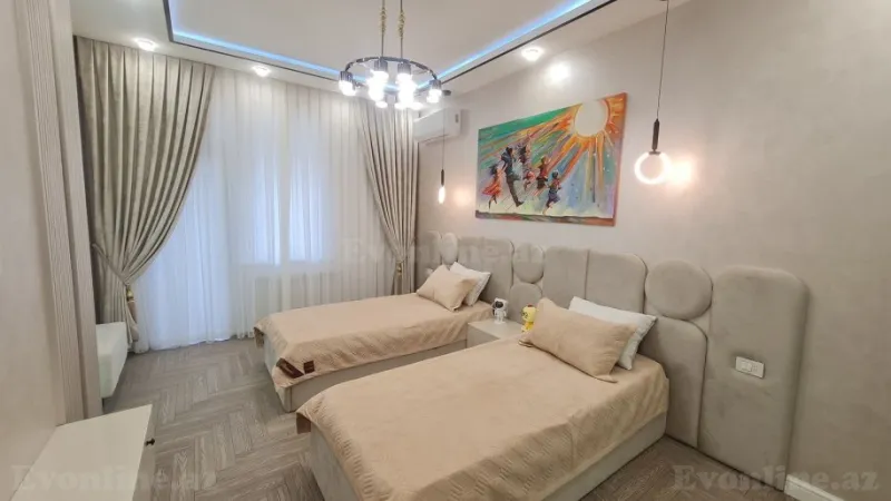 Satılır 3 otaqlı Mənzil Yeni tikili 137 m² 28 May m. - şəkil 5