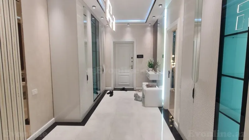 Satılır 3 otaqlı Mənzil Yeni tikili 137 m² 28 May m. - şəkil 8