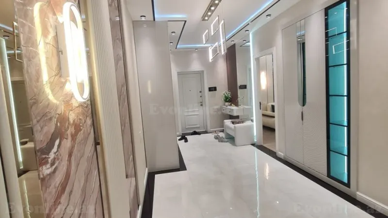 Satılır 3 otaqlı Mənzil Yeni tikili 137 m² 28 May m. - şəkil 9