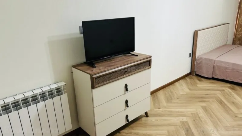 Kirayə verilir 1 otaqlı Mənzil Köhnə tikili 50 m² 28 May m. - şəkil 4