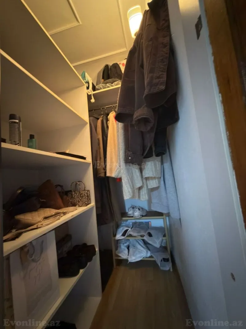 Satılır 3 otaqlı Mənzil Köhnə tikili 70 m² Elmlər Akademiyası m. - şəkil 3