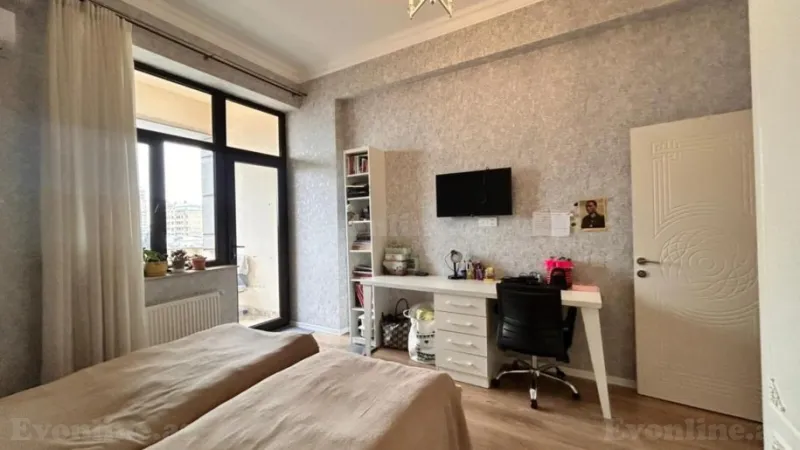 Satılır 2 otaqlı Mənzil Yeni tikili 75 m² 28 May m. - şəkil 11