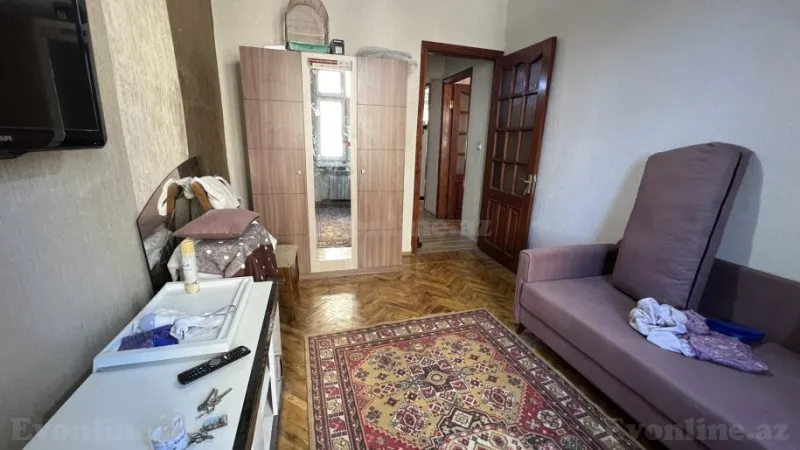 Kirayə verilir 3 otaqlı Mənzil Köhnə tikili 80 m² Elmlər Akademiyası m. - şəkil 9