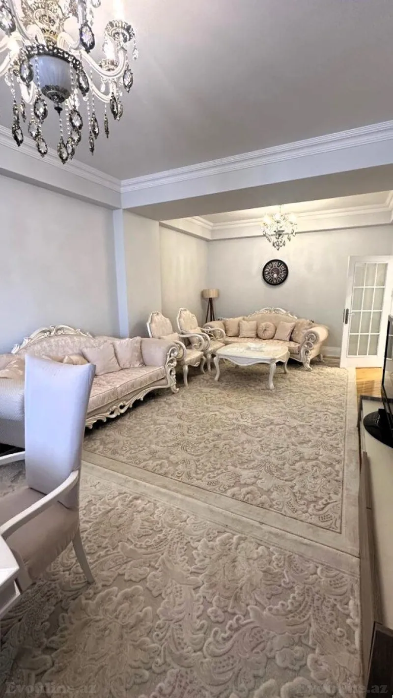 Satılır 3 otaqlı Mənzil Yeni tikili 170 m² Elmlər Akademiyası m. - şəkil 3