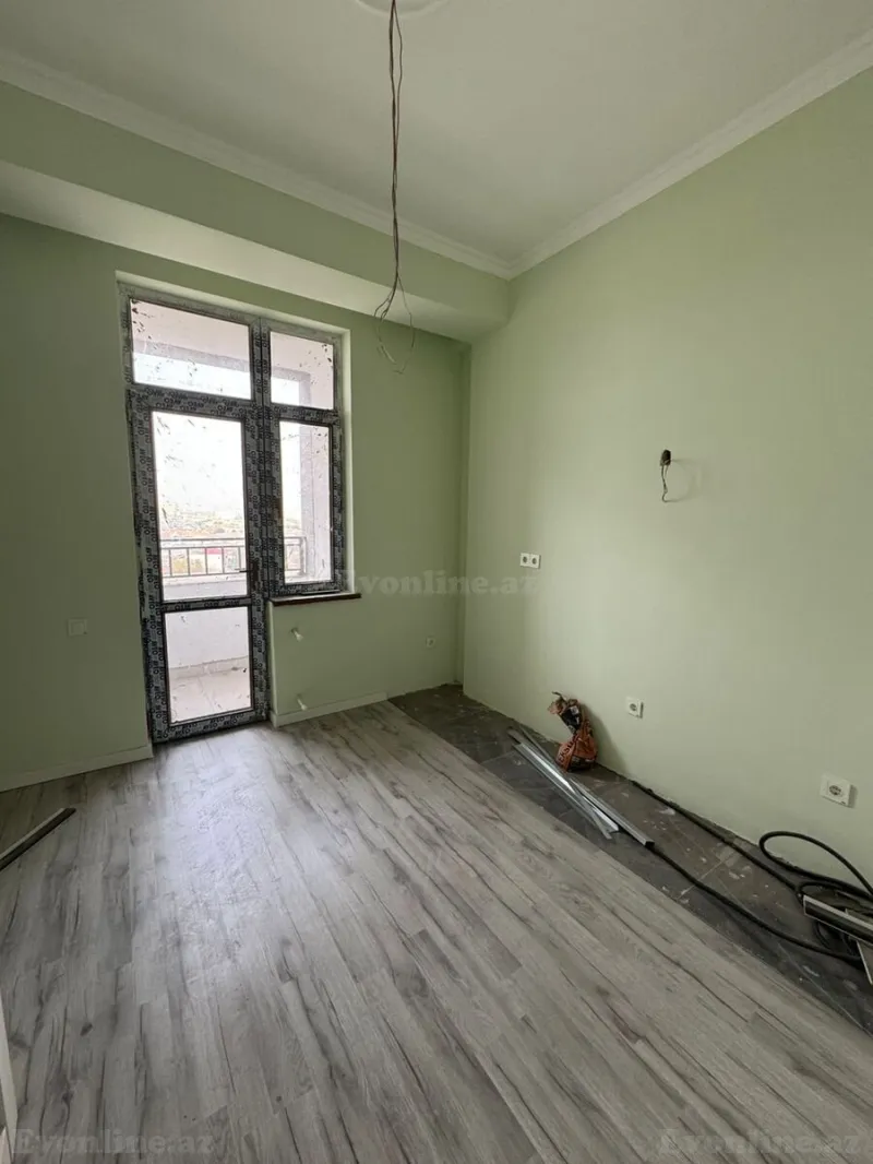 Satılır 4 otaqlı Mənzil Yeni tikili 130 m² 8 Noyabr m. - şəkil 4