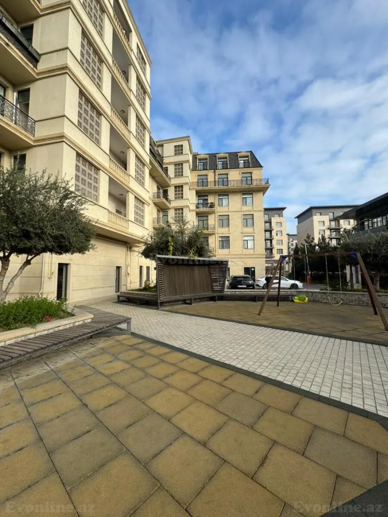 Satılır 3 otaqlı Mənzil Yeni tikili 132 m² Xətai r. - şəkil 2