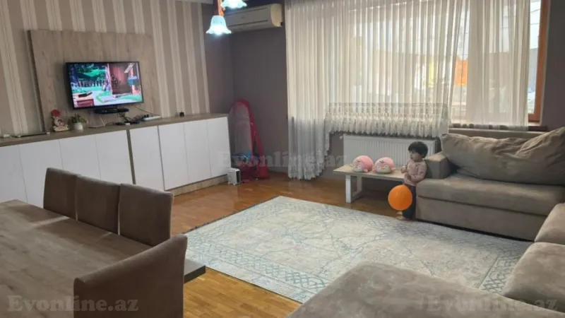 5 otaqlı Mənzil 150 m² 9-cu mikrorayon Satılır