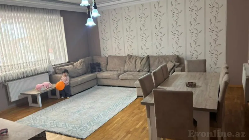 Satılır 5 otaqlı Mənzil Köhnə tikili 150 m² 9-cu mikrorayon - şəkil 2