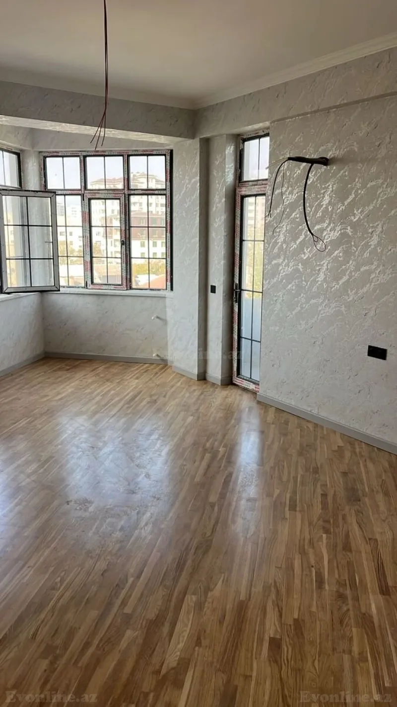 3 otaqlı Mənzil 112 m² Sabunçu r. Satılır