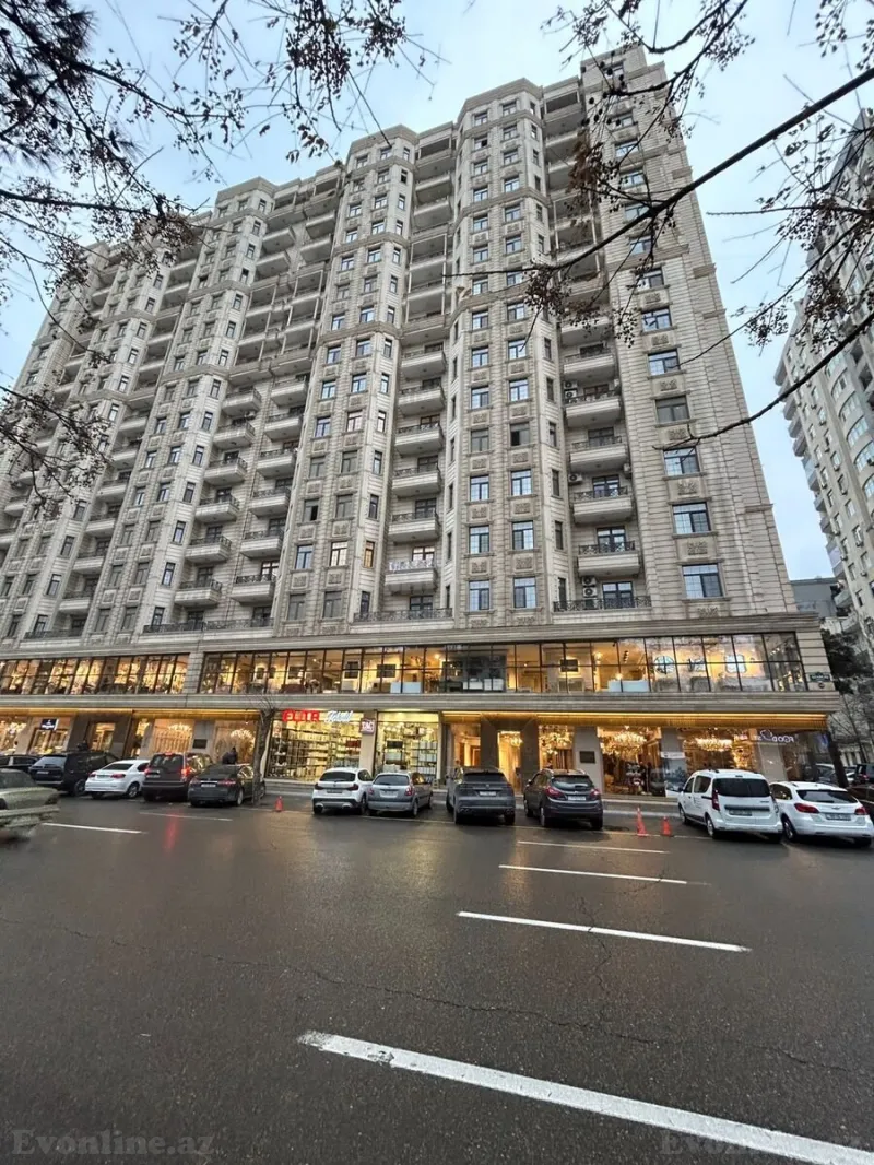 Satılır 3 otaqlı Mənzil Yeni tikili 140 m² Nəsimi r. - şəkil 5