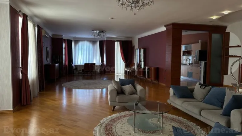 Kirayə verilir 5 otaqlı Mənzil Yeni tikili 340 m² İçərişəhər m.