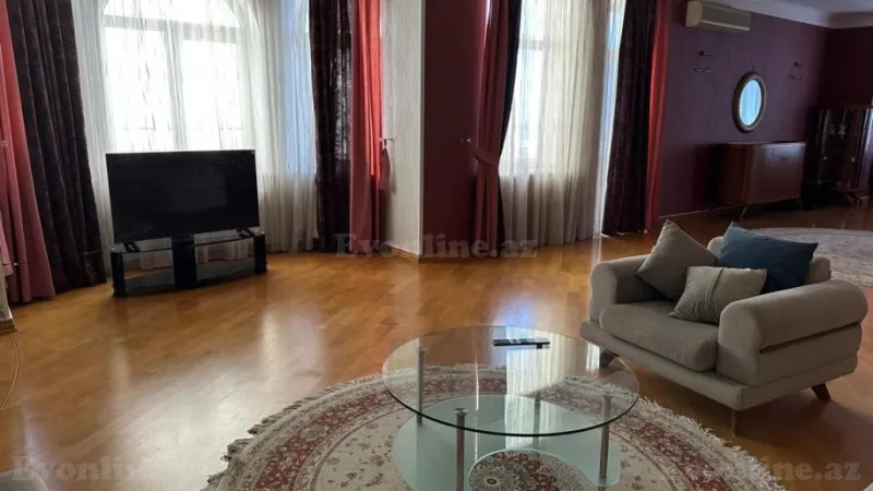 Kirayə verilir 5 otaqlı Mənzil Yeni tikili 340 m² İçərişəhər m. - şəkil 5