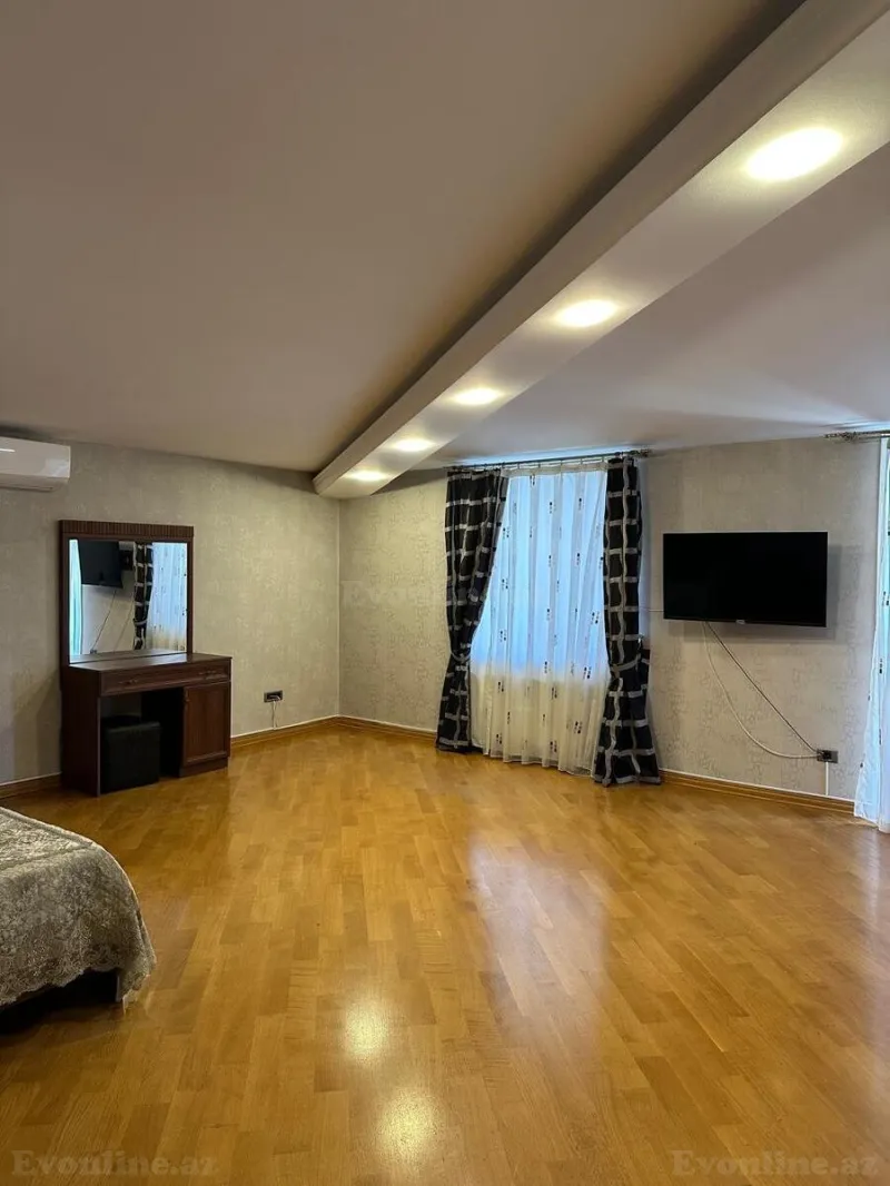 Kirayə verilir 5 otaqlı Mənzil Yeni tikili 340 m² İçərişəhər m. - şəkil 13