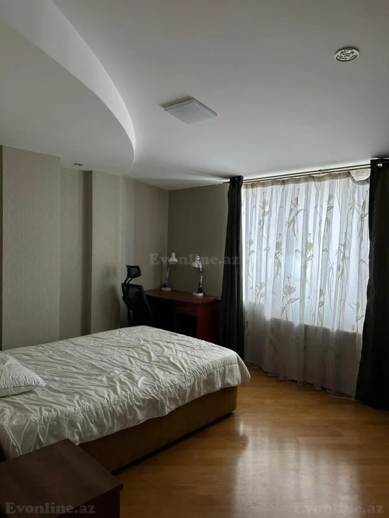 Kirayə verilir 5 otaqlı Mənzil Yeni tikili 340 m² İçərişəhər m. - şəkil 19