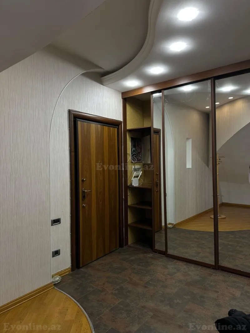 Kirayə verilir 5 otaqlı Mənzil Yeni tikili 340 m² İçərişəhər m. - şəkil 27