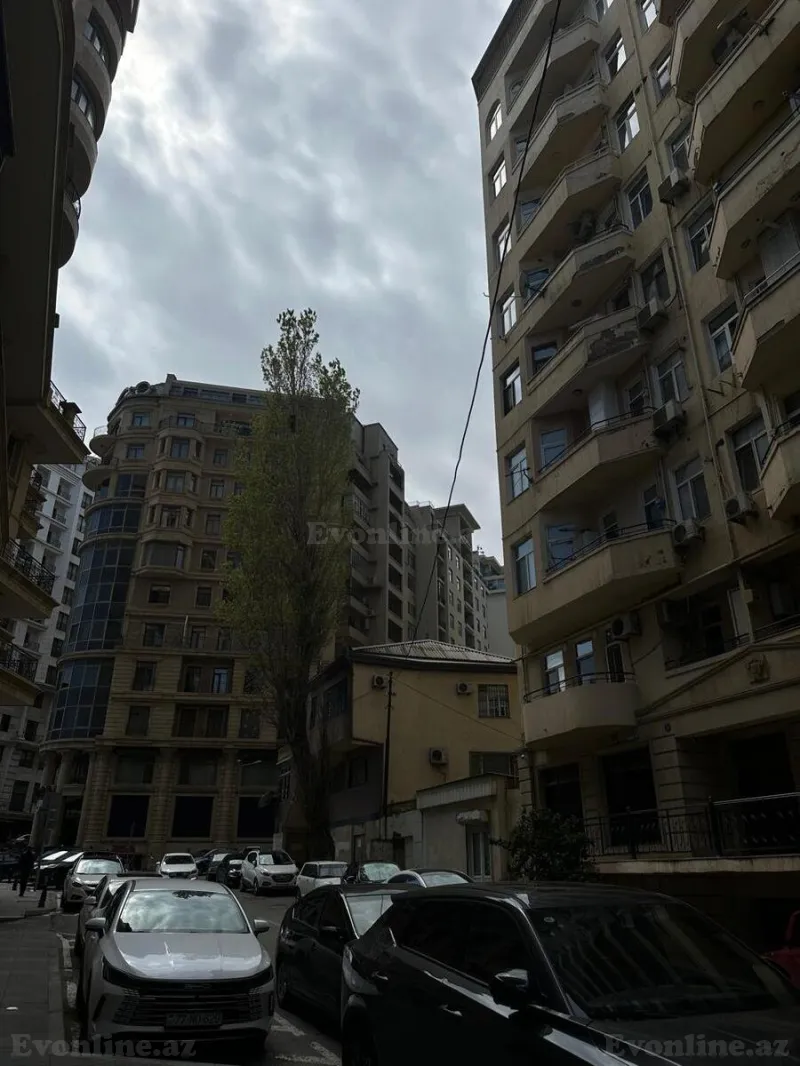 Kirayə verilir 5 otaqlı Mənzil Yeni tikili 340 m² İçərişəhər m. - şəkil 28