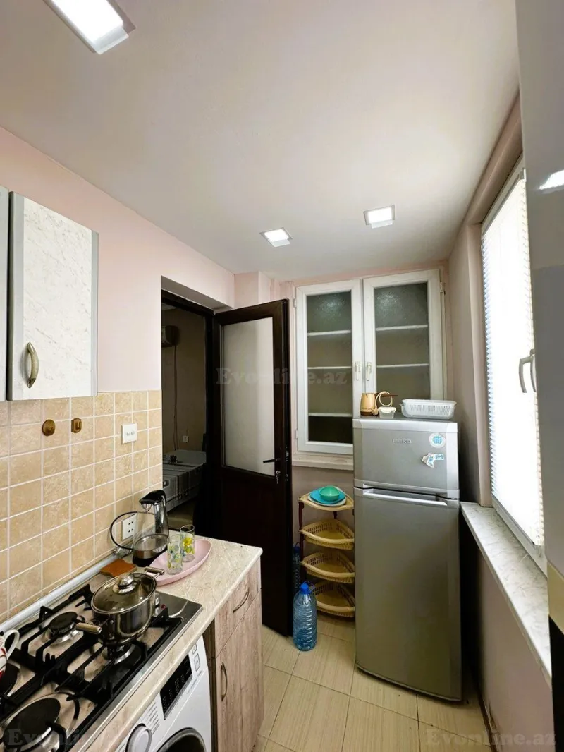 Kirayə verilir 2 otaqlı Mənzil Köhnə tikili 60 m² Xətai m. - şəkil 13