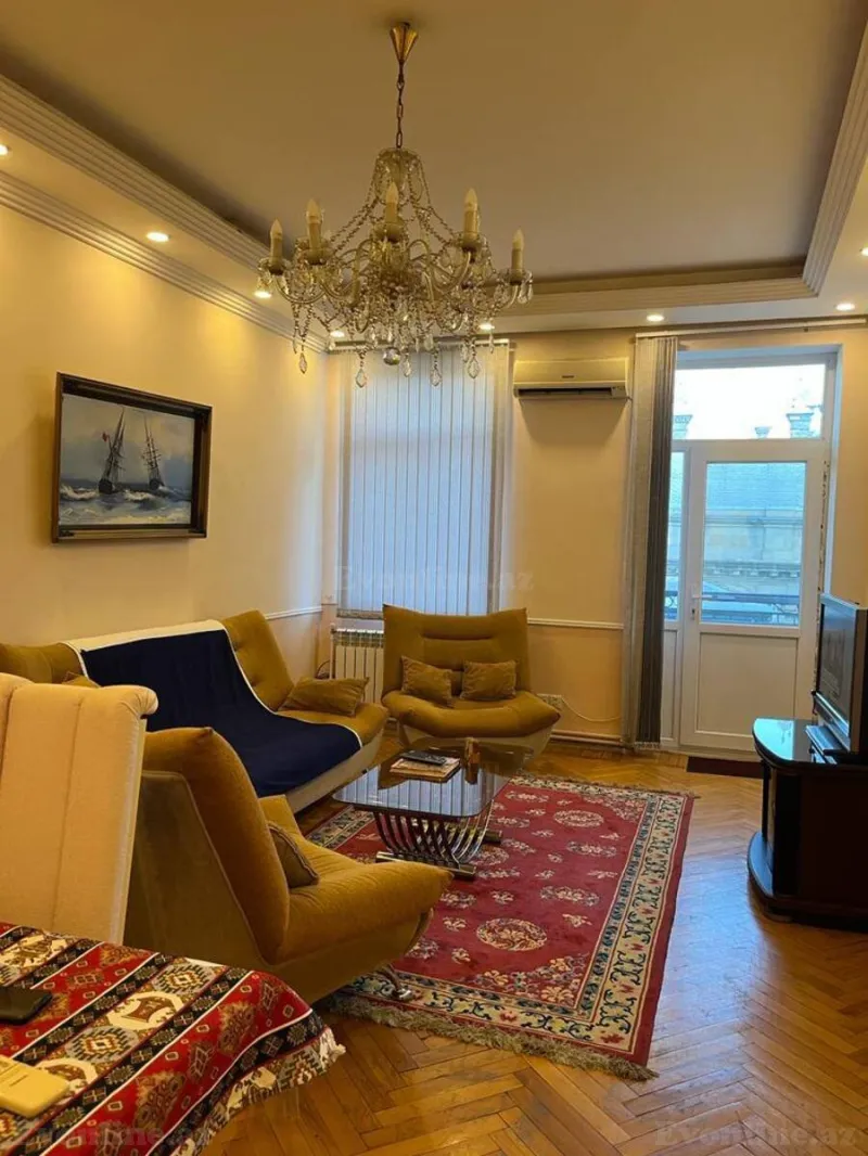 2 otaqlı Mənzil 60 m² Sahil m. Kirayə verilir