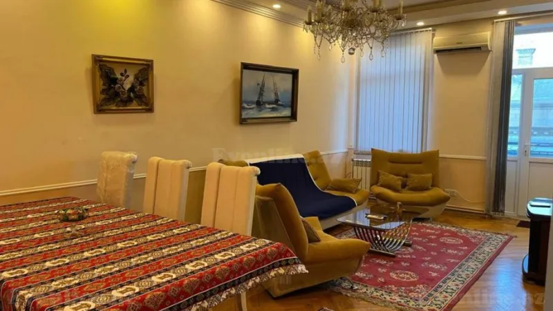 Kirayə verilir 2 otaqlı Mənzil Köhnə tikili 60 m² Sahil m. - şəkil 2