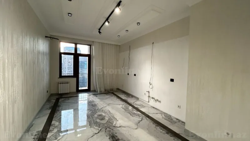 Satılır 4 otaqlı Mənzil Yeni tikili 223 m² Nizami m. - şəkil 19