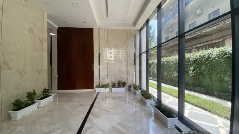 Satılır 5 otaqlı Mənzil Yeni tikili 225 m² Səbail r. - şəkil 16