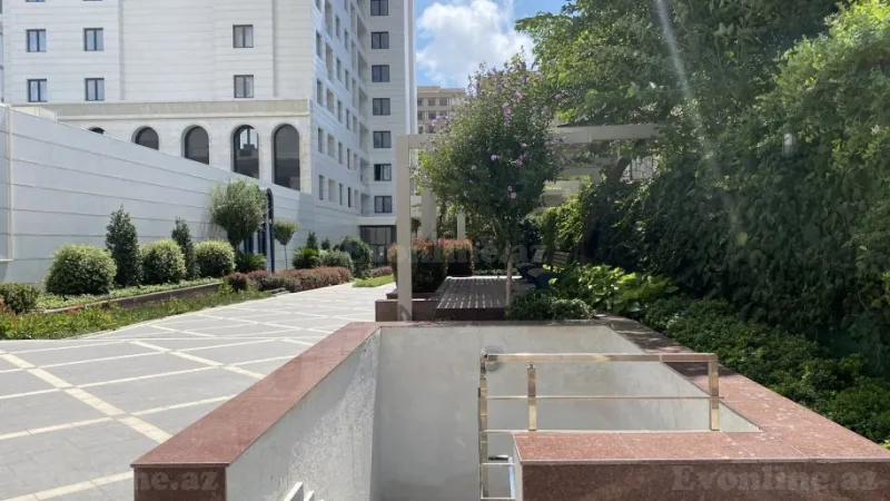 Satılır 5 otaqlı Mənzil Yeni tikili 225 m² Səbail r. - şəkil 24