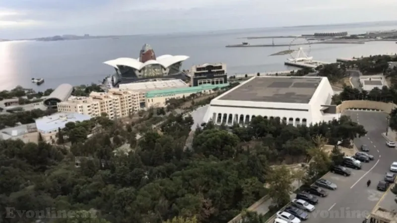 2 otaqlı Mənzil 110 m² İçərişəhər m. Kirayə verilir