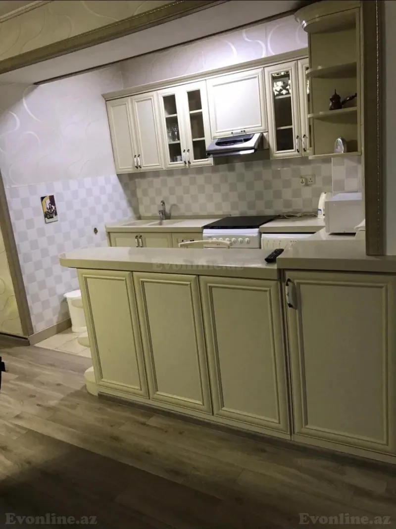 Kirayə verilir 2 otaqlı Mənzil Yeni tikili 110 m² İçərişəhər m. - şəkil 10