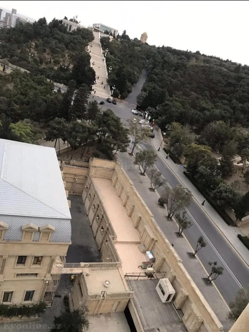 Kirayə verilir 2 otaqlı Mənzil Yeni tikili 110 m² İçərişəhər m. - şəkil 21