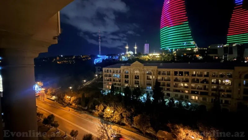 Kirayə verilir 2 otaqlı Mənzil Yeni tikili 110 m² İçərişəhər m. - şəkil 26