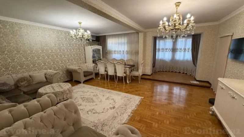 Satılır 5 otaqlı Mənzil Köhnə tikili 130 m² Əhmədli