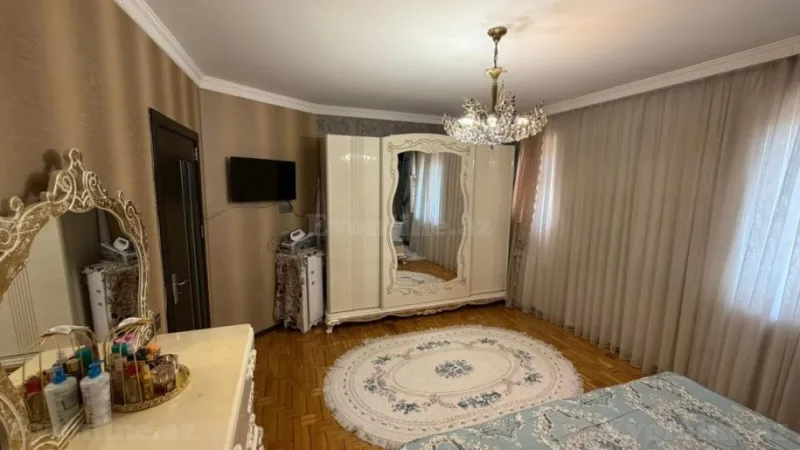 Satılır 5 otaqlı Mənzil Köhnə tikili 130 m² Əhmədli - şəkil 8