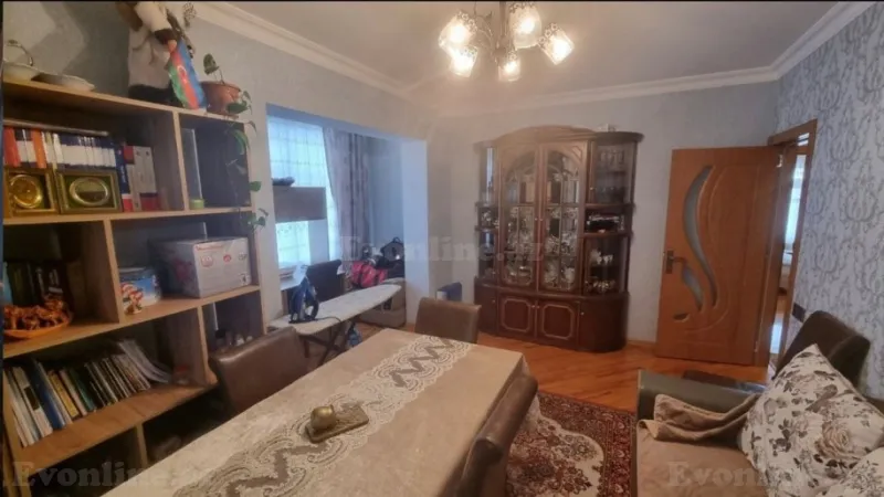 Satılır 4 otaqlı Mənzil Köhnə tikili 100 m² Xalqlar Dostluğu m. - şəkil 13