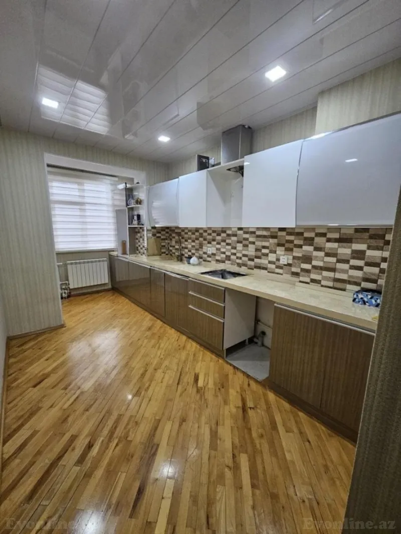 3 otaqlı Mənzil 90 m² Yasamal Satılır