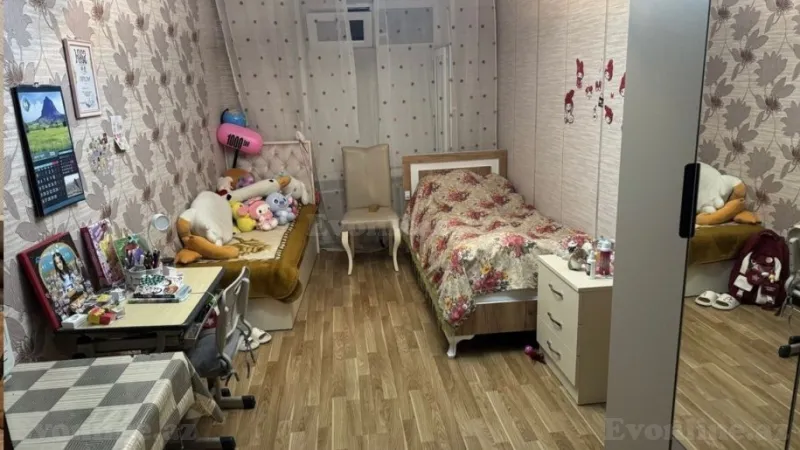 Satılır 3 otaqlı Mənzil Köhnə tikili 70 m² 8-ci kilometr - şəkil 2