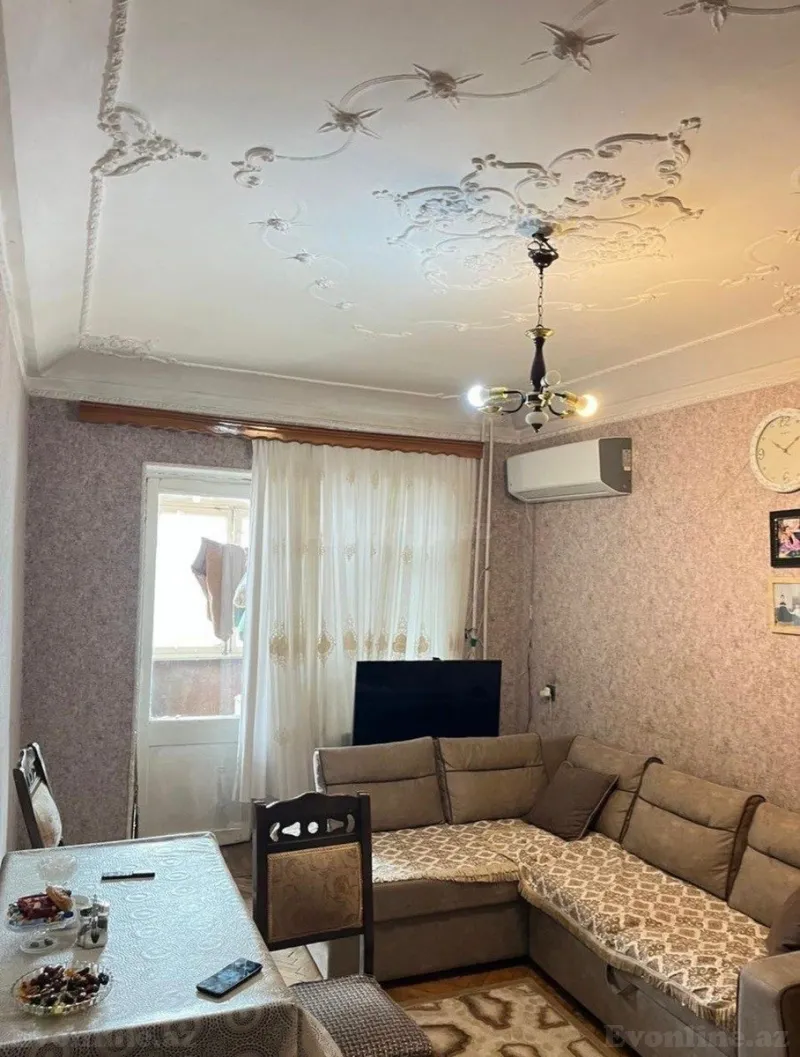 2 otaqlı Mənzil 50 m² 8-ci kilometr Satılır