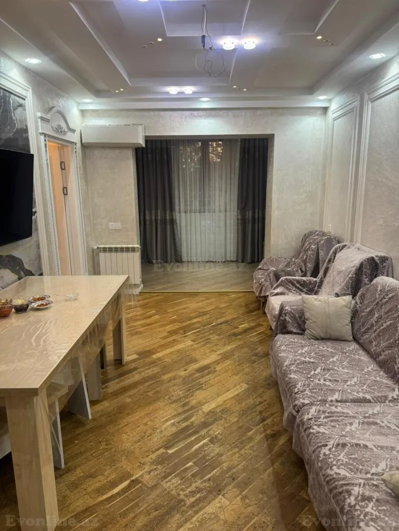 3 otaqlı Mənzil 85 m² 8-ci kilometr Satılır