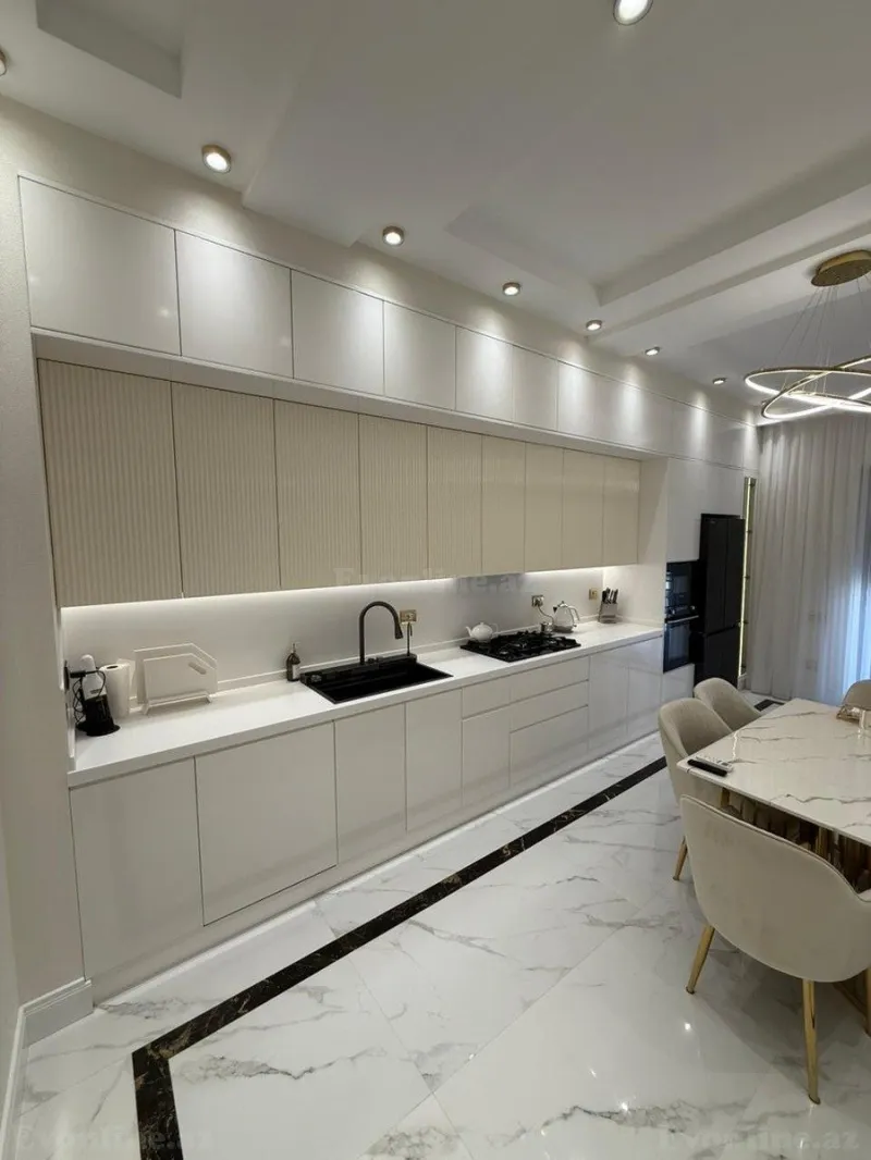 Satılır 4 otaqlı Mənzil Yeni tikili 190 m² Xətai r. - şəkil 16