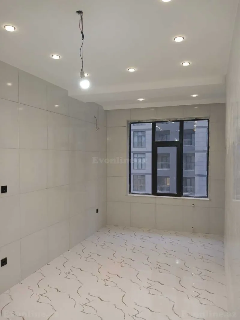 Satılır 2 otaqlı Mənzil Yeni tikili 80 m² 28 May m. - şəkil 3