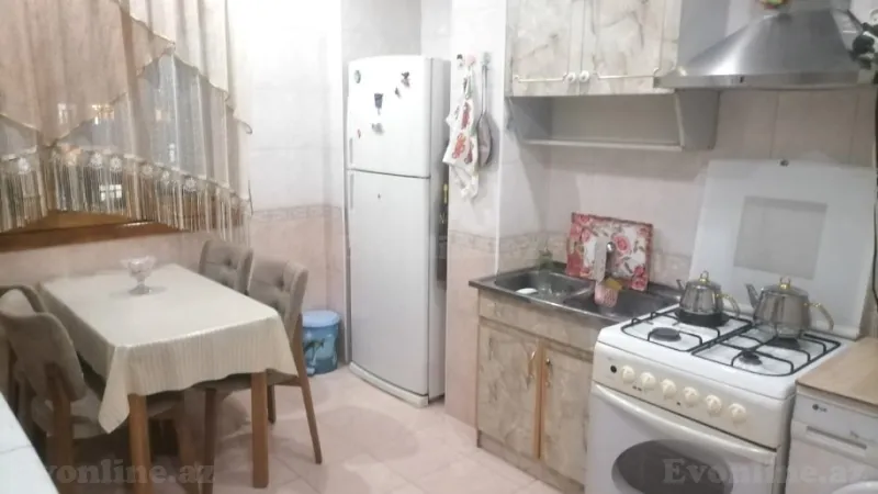 Satılır 4 otaqlı Mənzil Köhnə tikili 90 m² Sabunçu r. - şəkil 10